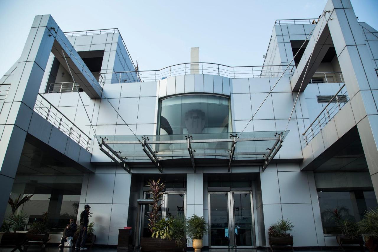 Hotel Akbars Kinara Szialkot Kültér fotó