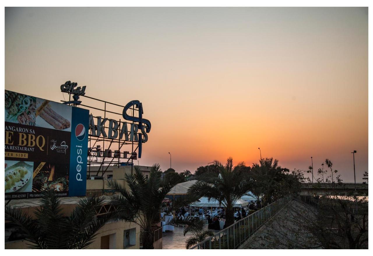 Hotel Akbars Kinara Szialkot Kültér fotó